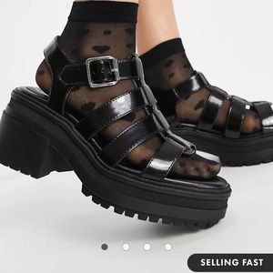 ASOS chunky platform 90s sandals